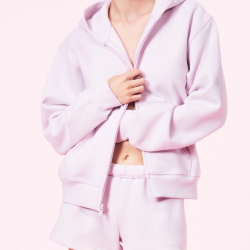 NWOT Aritzia Soft Pink Sweatfleece Zip Hoodie